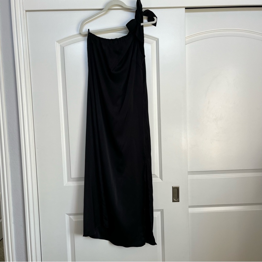One shoulder Satin Maxi Dress with leg slit